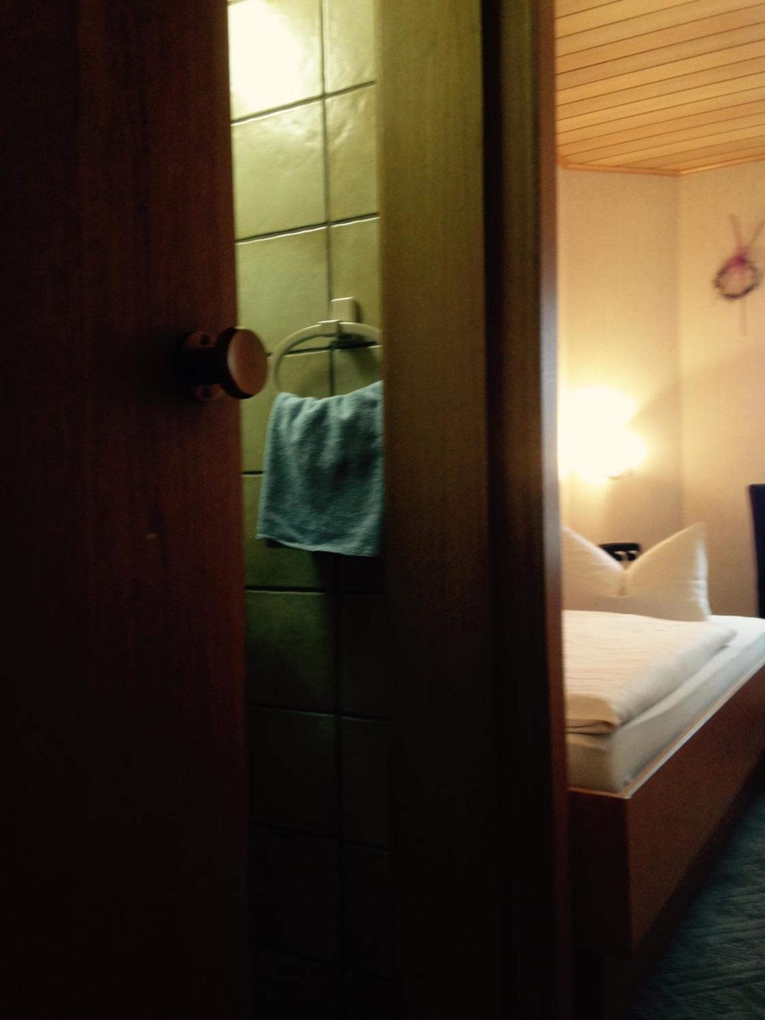 Gaestehaus Hannelore Geiselwind Habitación foto